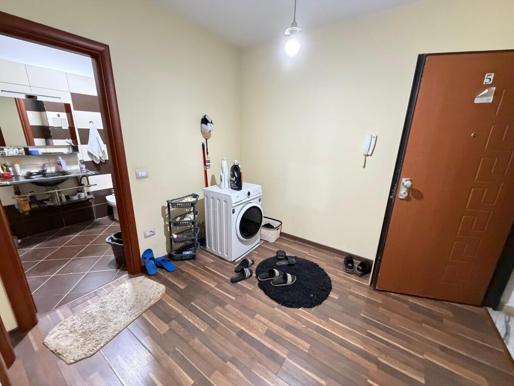 Apartament 1+1 per Qera tek Liqeni i Thate