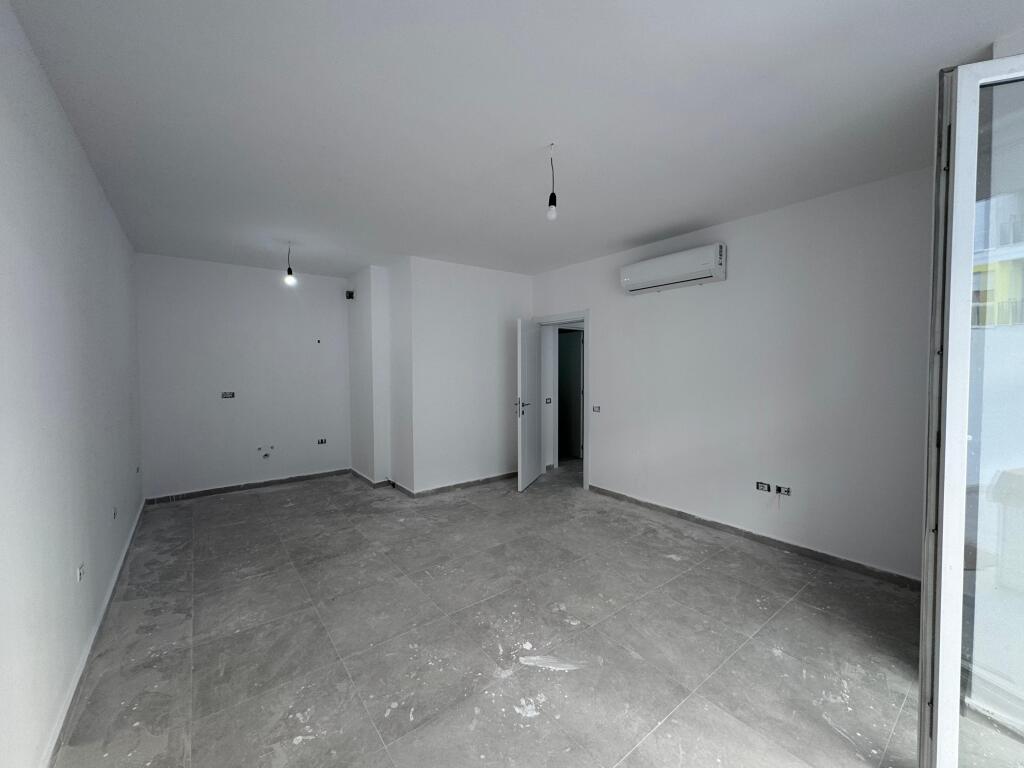 📣 AFFITTO Appartamento 2+1 Con 2 Bagni E Veranda, Univers City