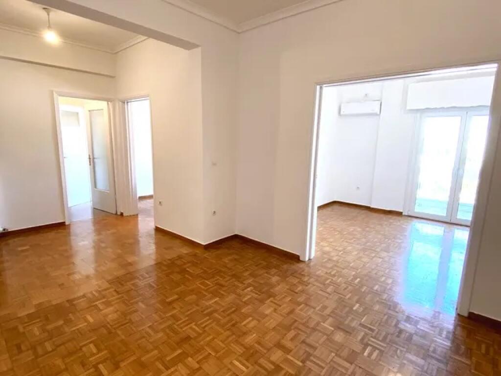 Ufficio in affitto 3+1 a 5 Maji (ID BZ2481) Tirana.