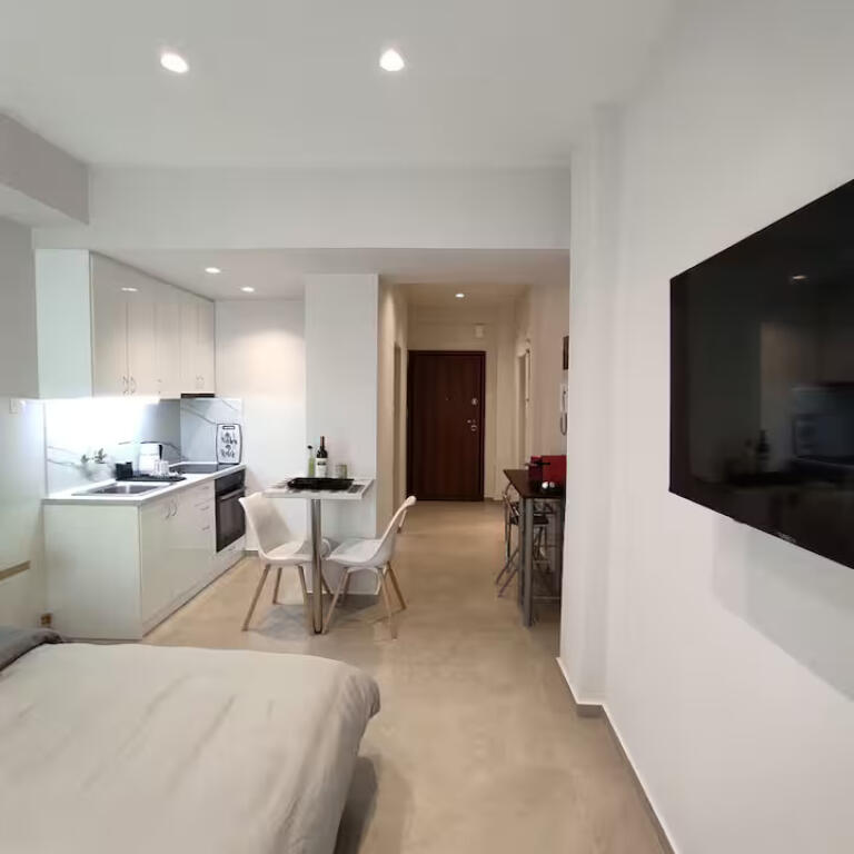 Apartament me qera 2+1+Post Parkimi Tek Liqeni (ID B220753) Tirane