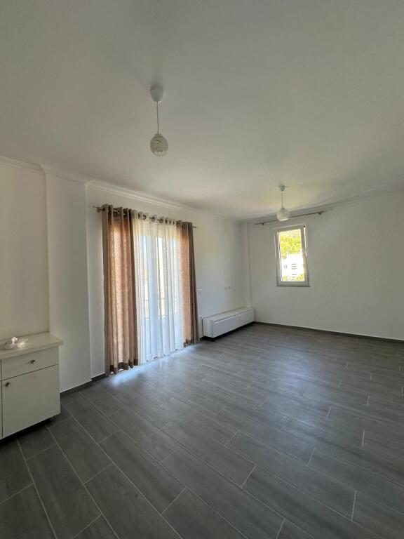 Luxury Villa for Rent in Kombinat