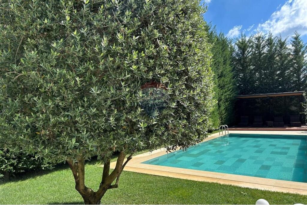 Super Ville di Lusso vicino a TEG!