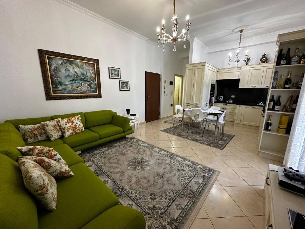 Appartamento 1+1 a Selvia, Rruga e Dibres