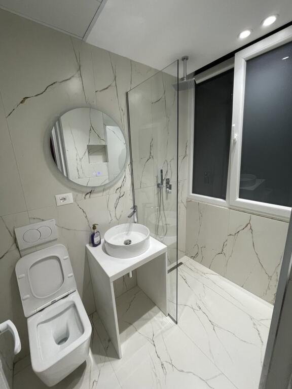 AFFITTASI 2 APPARTAMENTI 1+1 & 1 MONOLOCALE BLOCCO 1.500 EURO