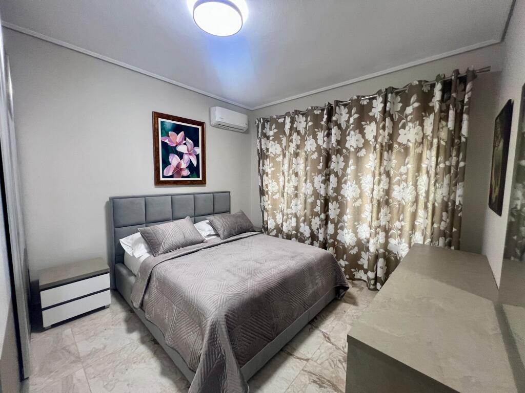Casa Privata in Affitto a Vlora