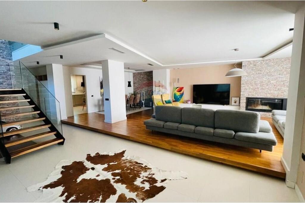 Villa for Rent in TeG