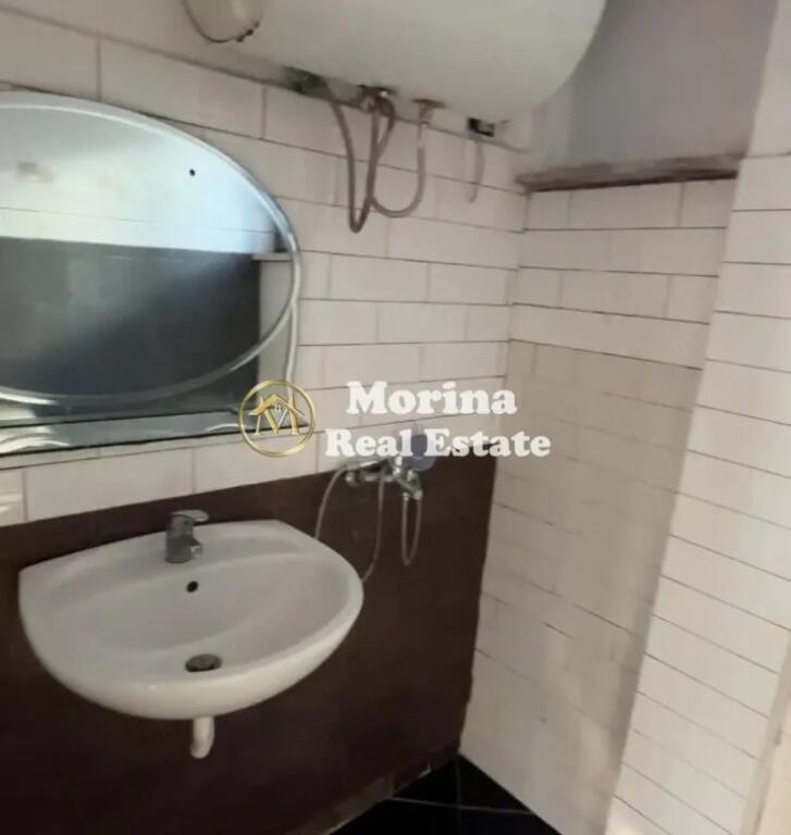 Qera, Garsoniere ,Rr.Siri Kodra ,250 euro/muaj