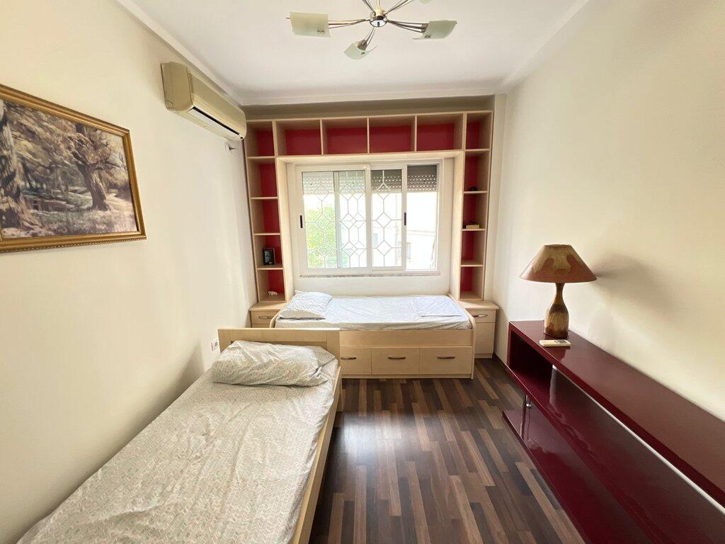 Appartamento 2+1 in affitto – Scuola di Balletto, Tirana