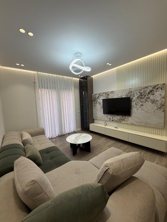 Apartament 2+1 per qera ne TEG