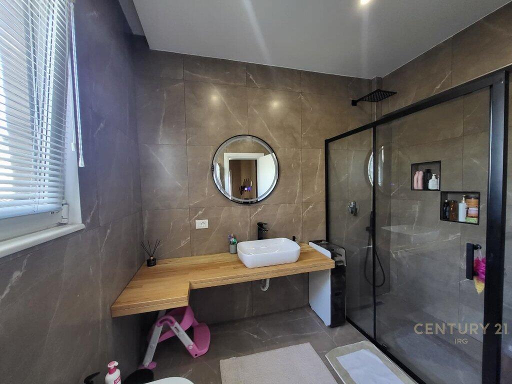 2+1 apartment for sale on Mine Peza street