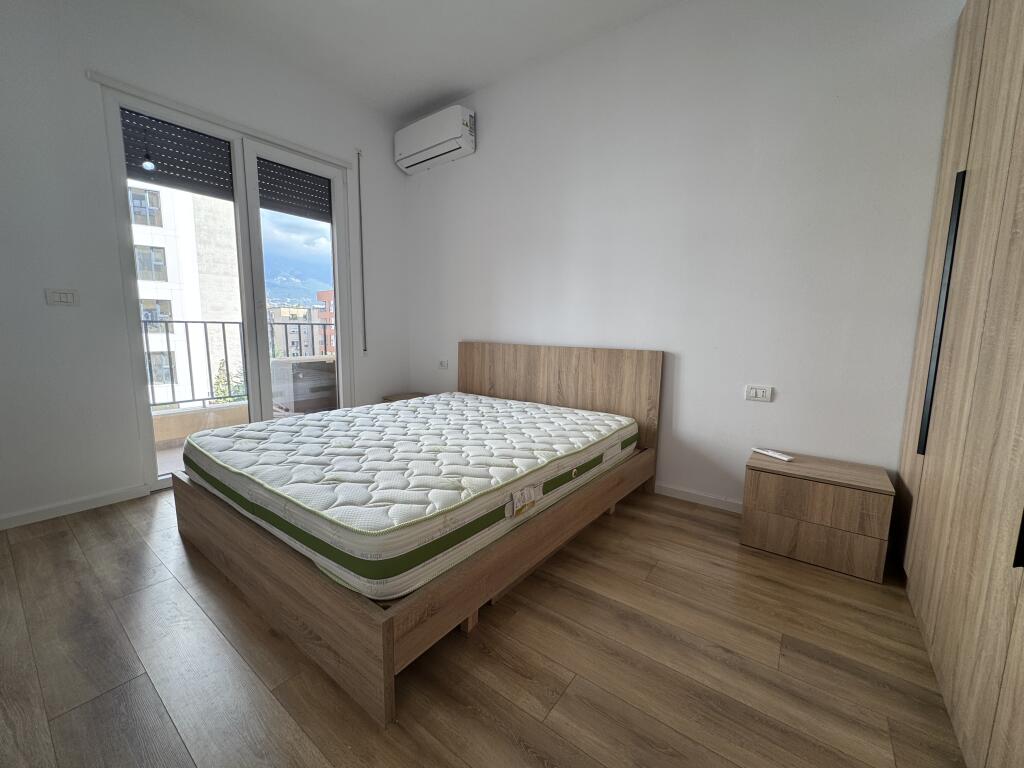 🏡 Appartamento 1+1 in affitto 📍 Vicino alla Scuola Rossa 📌 3° piano 🏢 Edificio del 2025 🛋️ Appena arredato  💶 Prezzo: 700 € (trattabile) 