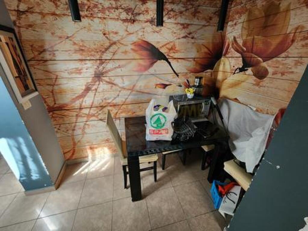 In vendita, Appartamento 2+1, Via Kavaja, Tirana