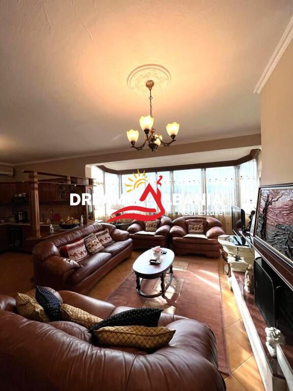 Appartamento 2+1+Veranda in vendita a Laprake vicino a Kupola, Tirana ID (41211464)