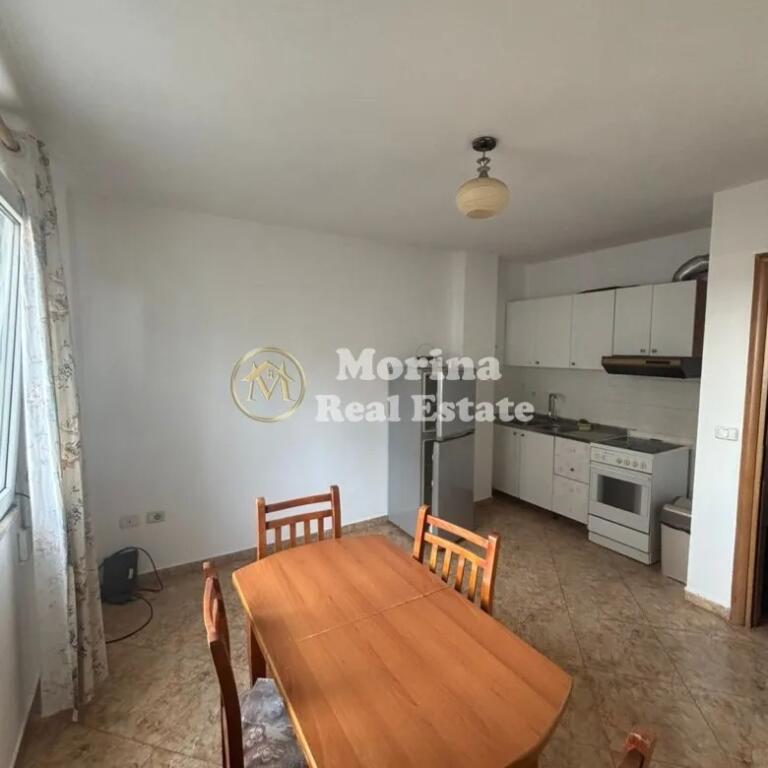 affitto Appartamento 2+1, 5 Maggio, 450 Euro/Mese