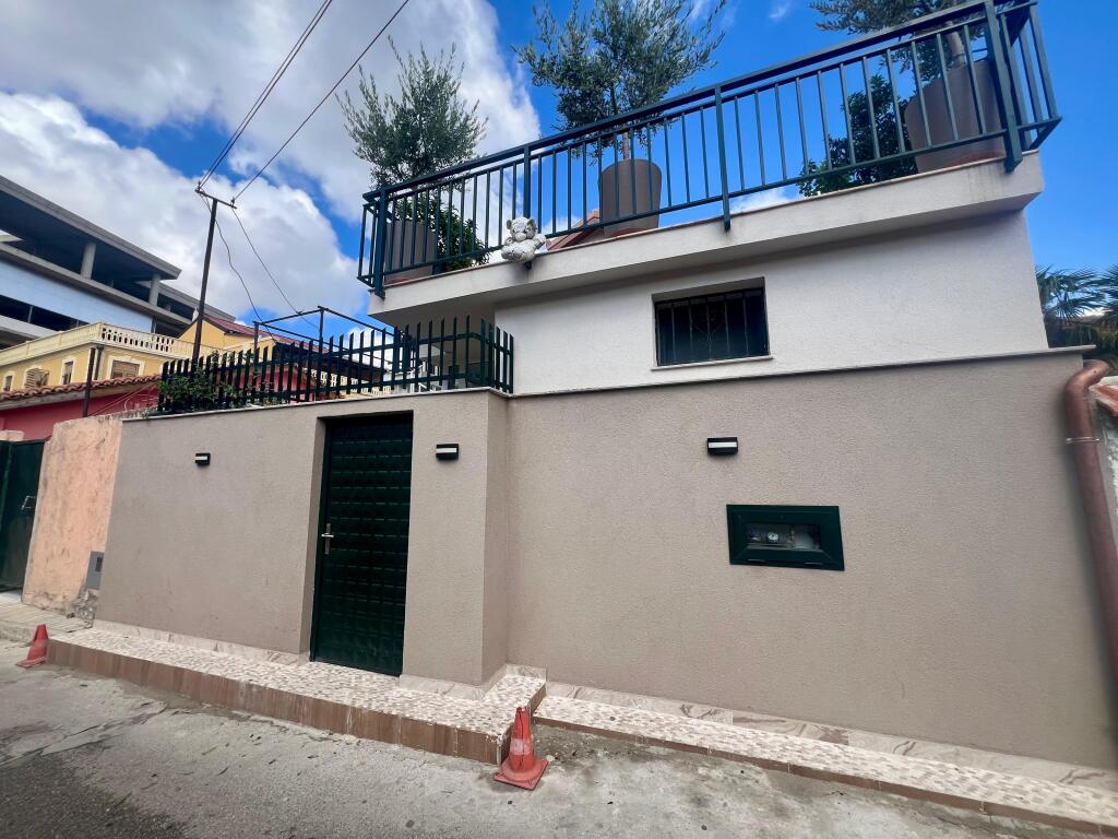 Casa Privata in Affitto a Vlora