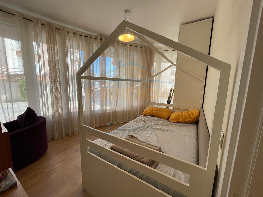 Affitto, Appartamento 3+1+Posto Auto, Residenza Kodra e Diellit 1, Tirana