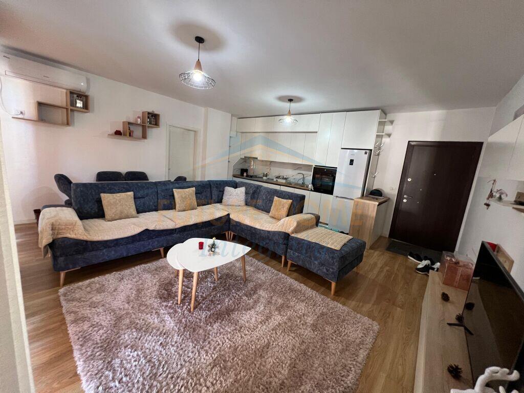 Affitto, Appartamento 1+1, Shkozë, Tirana.