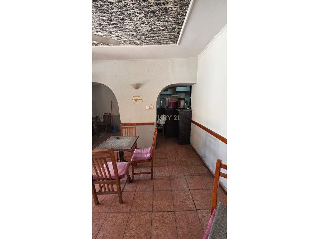 Commercial Space Ground Floor for rent on 4 Martyrs Street
