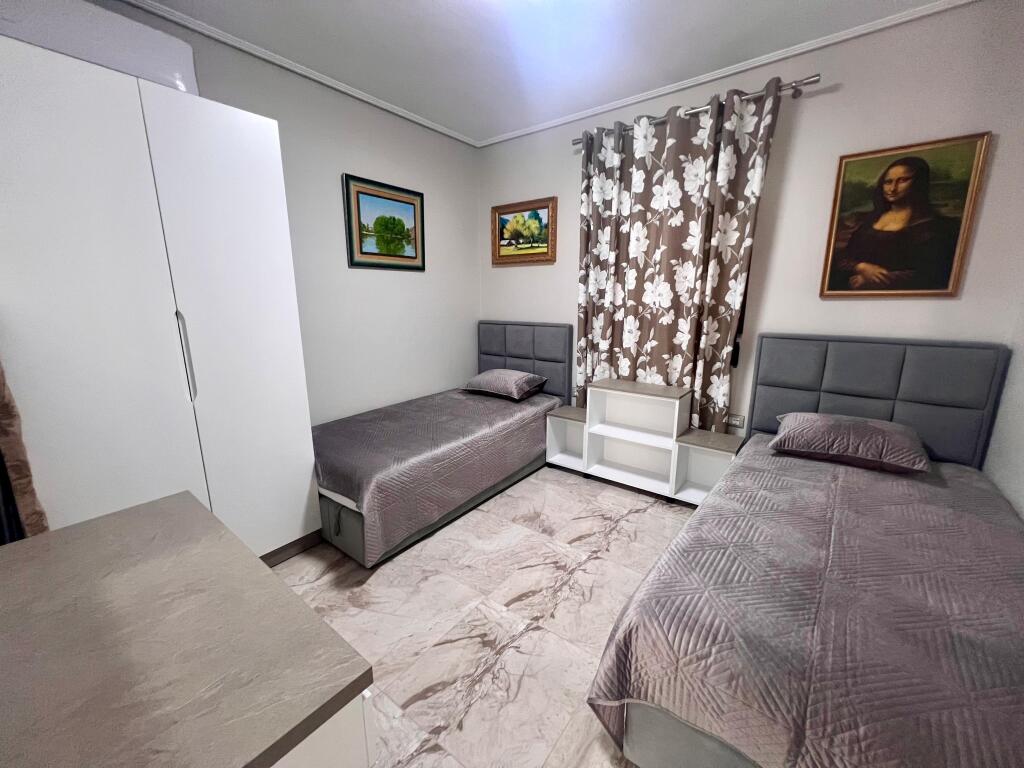 Casa Privata in Affitto a Vlora