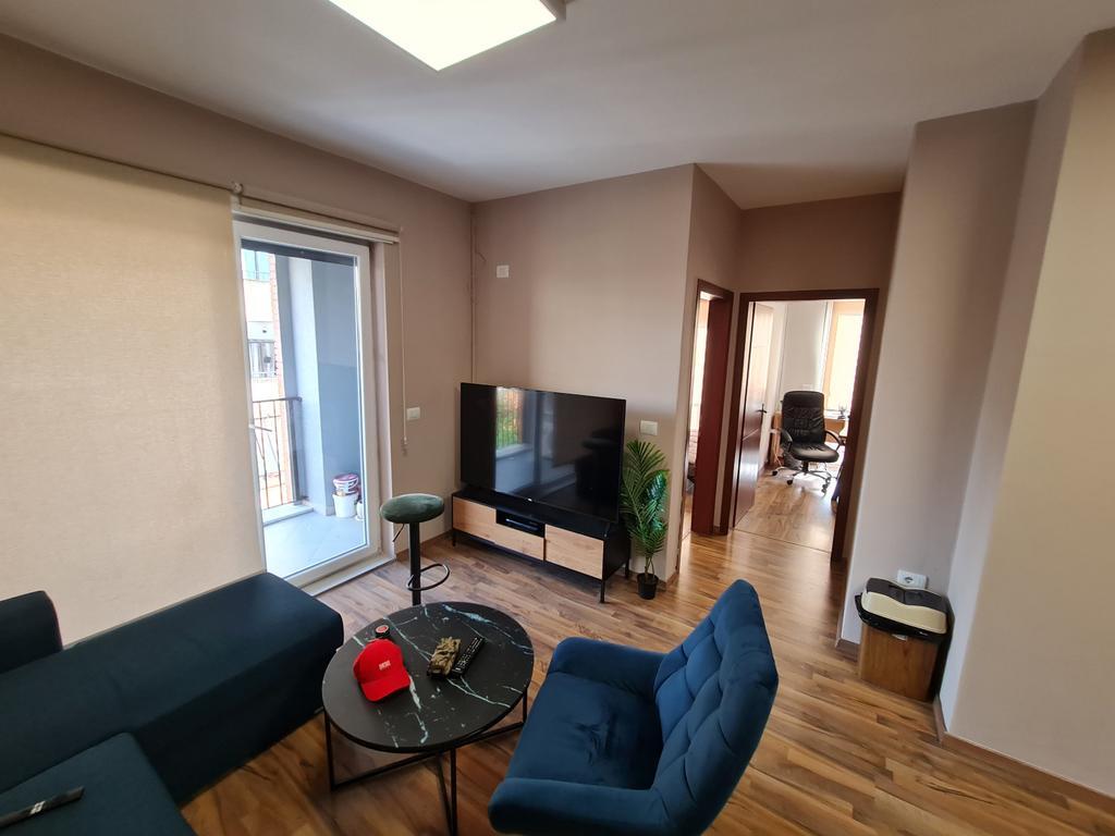 UFFICIO IN AFFITTO A TIRANA VICINO ALLA CASERMA DEI POMPIERI!