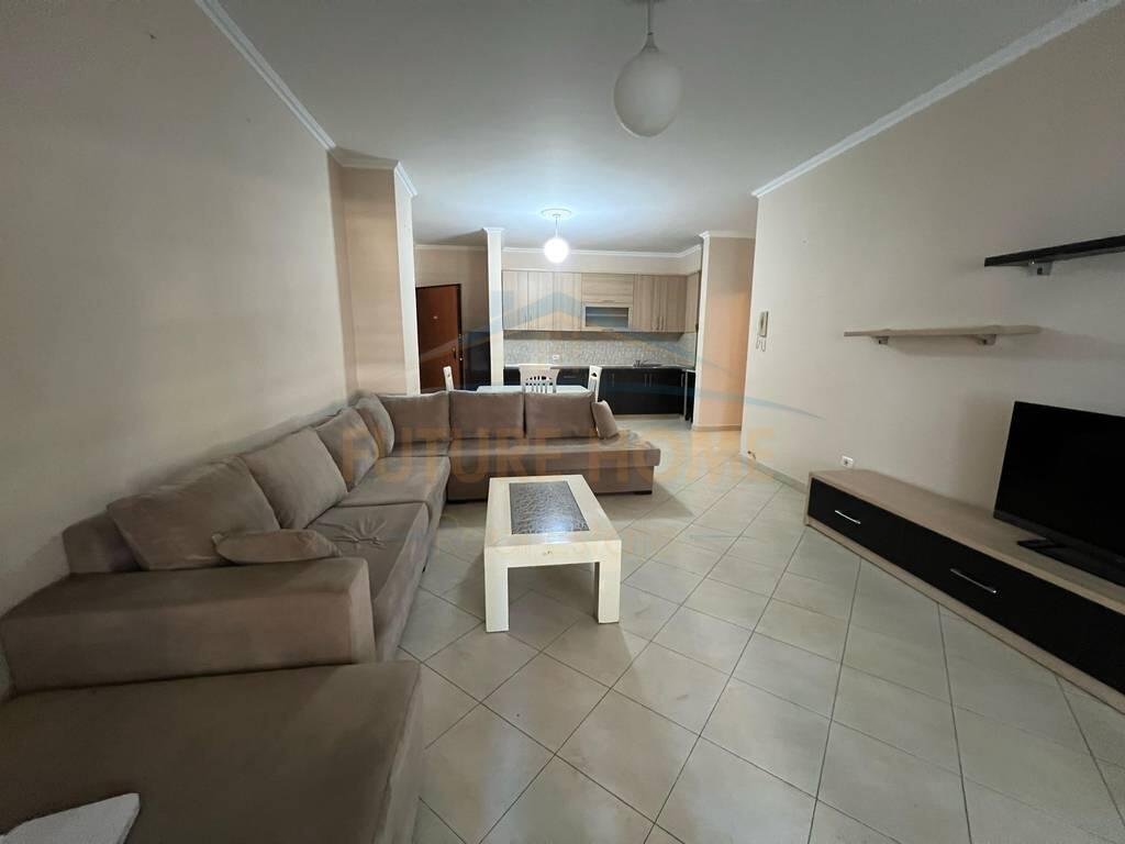 Në Shitje, Apartament 2+1+2+vend parkimi, Don Bosko, Tiranë