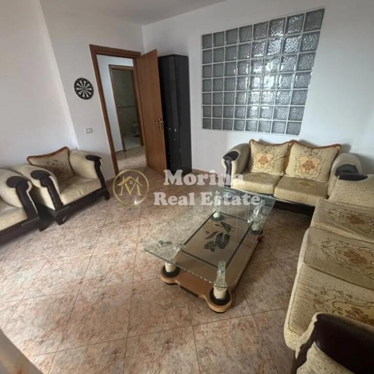affitto Appartamento 2+1, 5 Maggio, 450 Euro/Mese