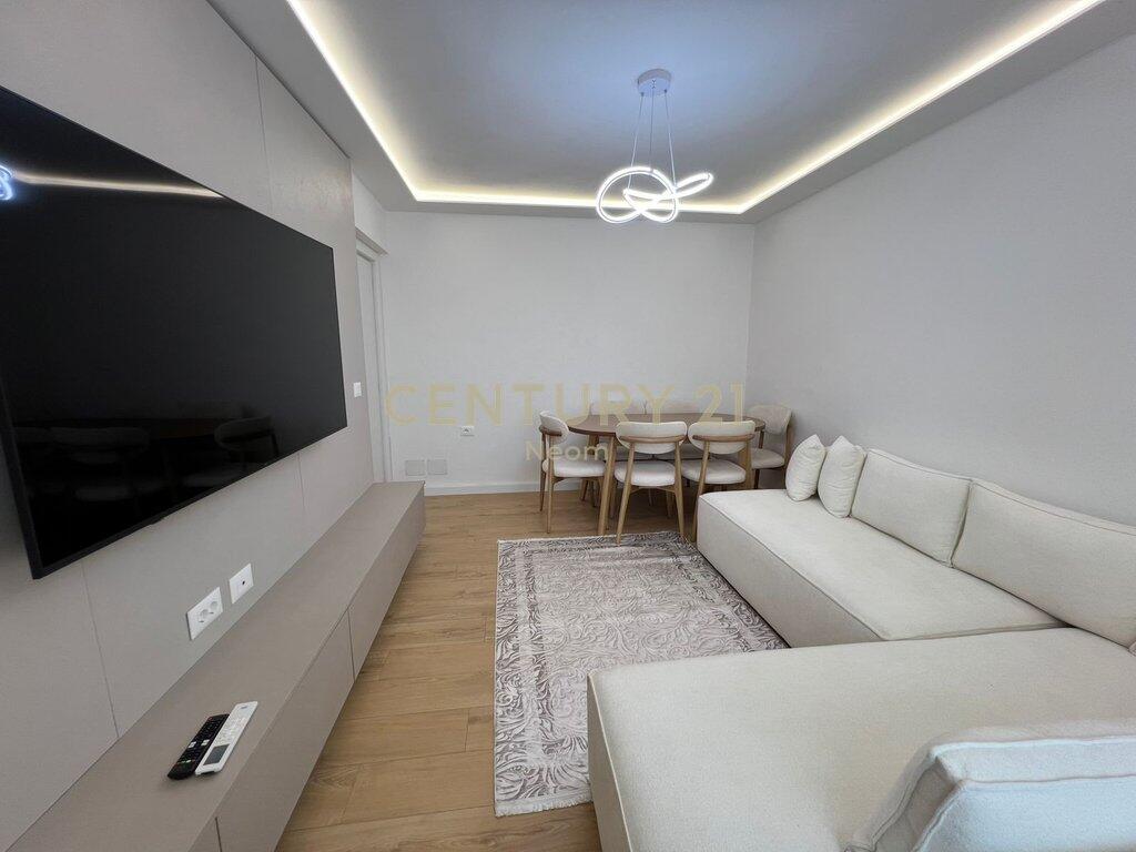 Appartamento 2+1 in affitto – Via Infan Tomini, vicino a White Bar!