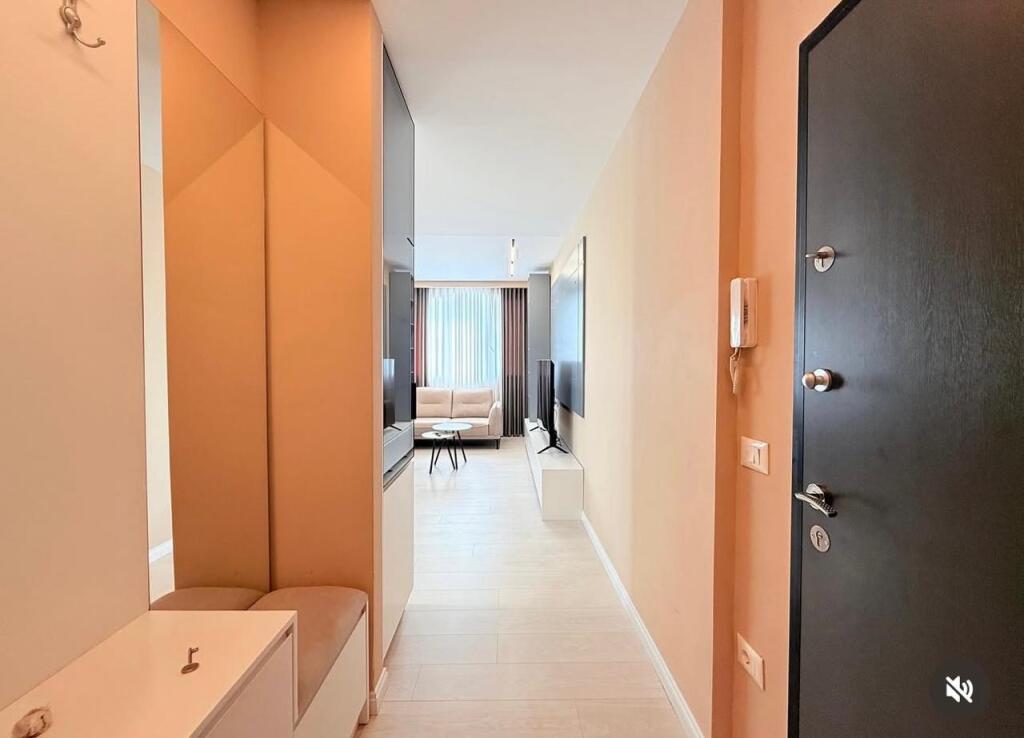 Super ap 2+1 presso river residence ( green city )
