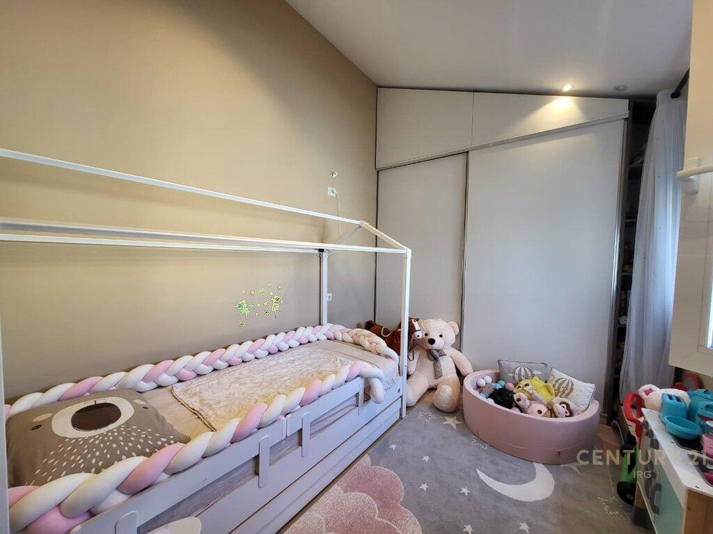 2+1 apartment for sale on Mine Peza street