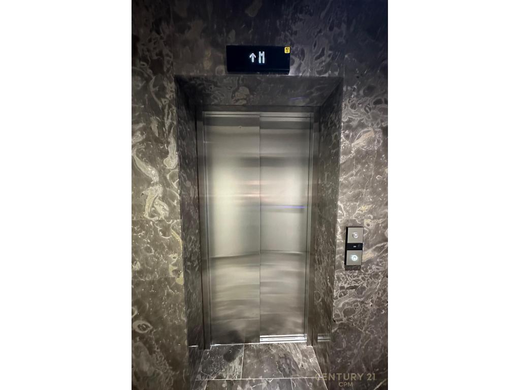 APPARTAMENTO 1+1 PER UFFICI IN AFFITTO PRESSO GOLDEN TOWER RESIDENCE !
