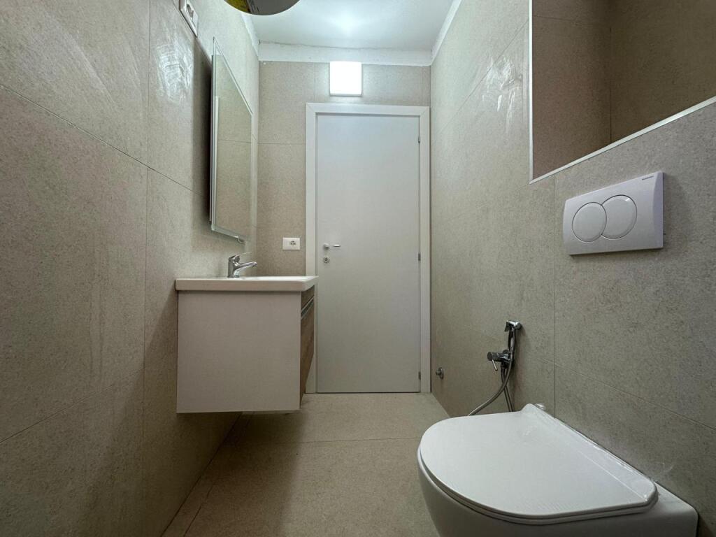 Appartamento 1+1 in vendita a Kombinat, via Fabrika e Qelqit