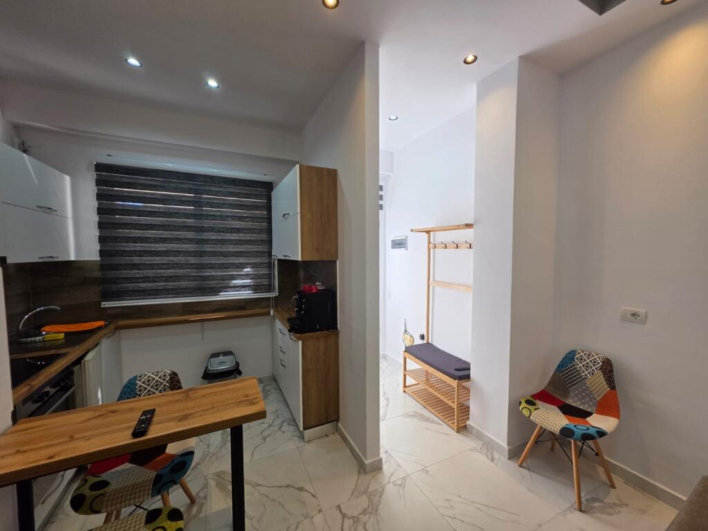 APARTMENT 1+1 FOR SALE, OPPOSITE FLORIDA BEACH DURRES