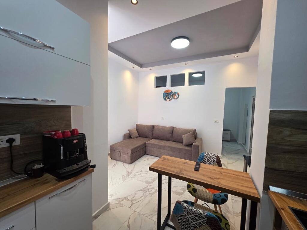 APARTMENT 1+1 FOR SALE, OPPOSITE FLORIDA BEACH DURRES