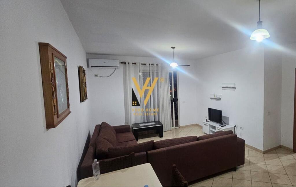 VENDESI APPARTAMENTO 1+1+BLK A YZBERISHT 110.000 EURO