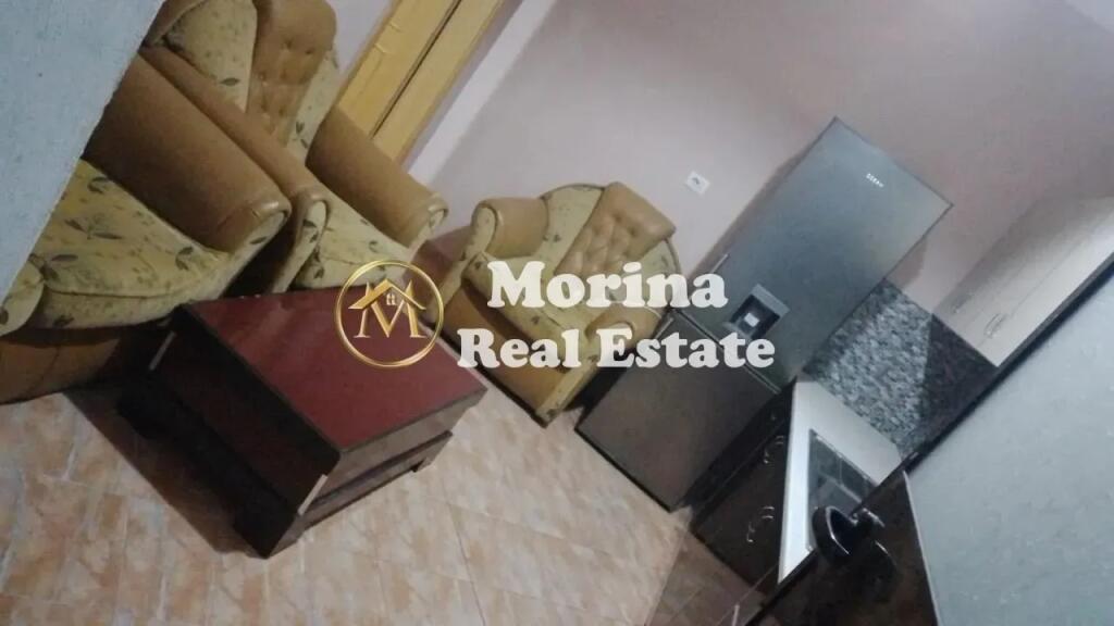 Qera, Hyrje Private 1+1,Rr.Siri Kodra ,300 euro/muaj