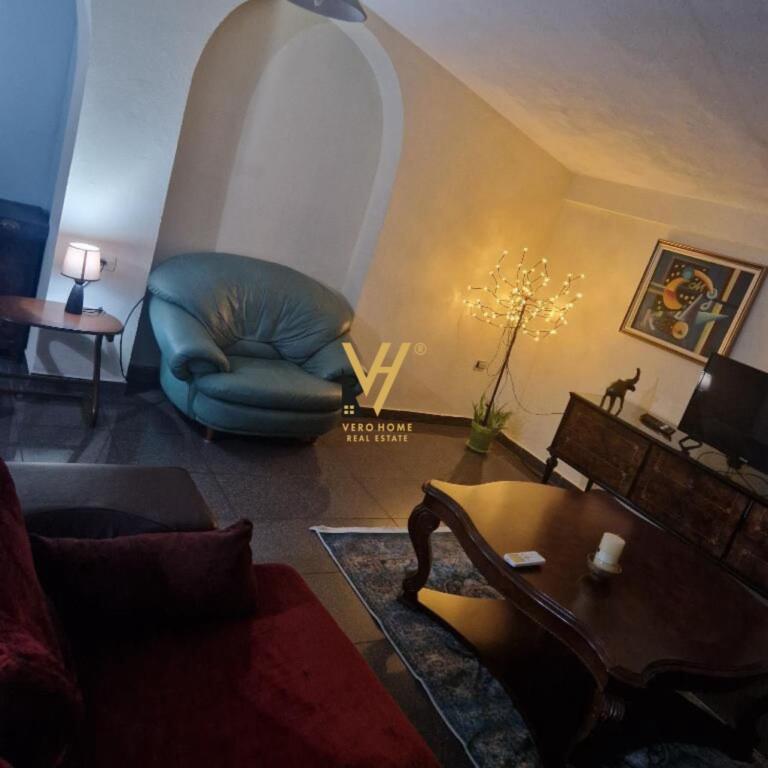 PRIVATE HOUSE FOR RENT ON BESA STREET 50,000 LEKE