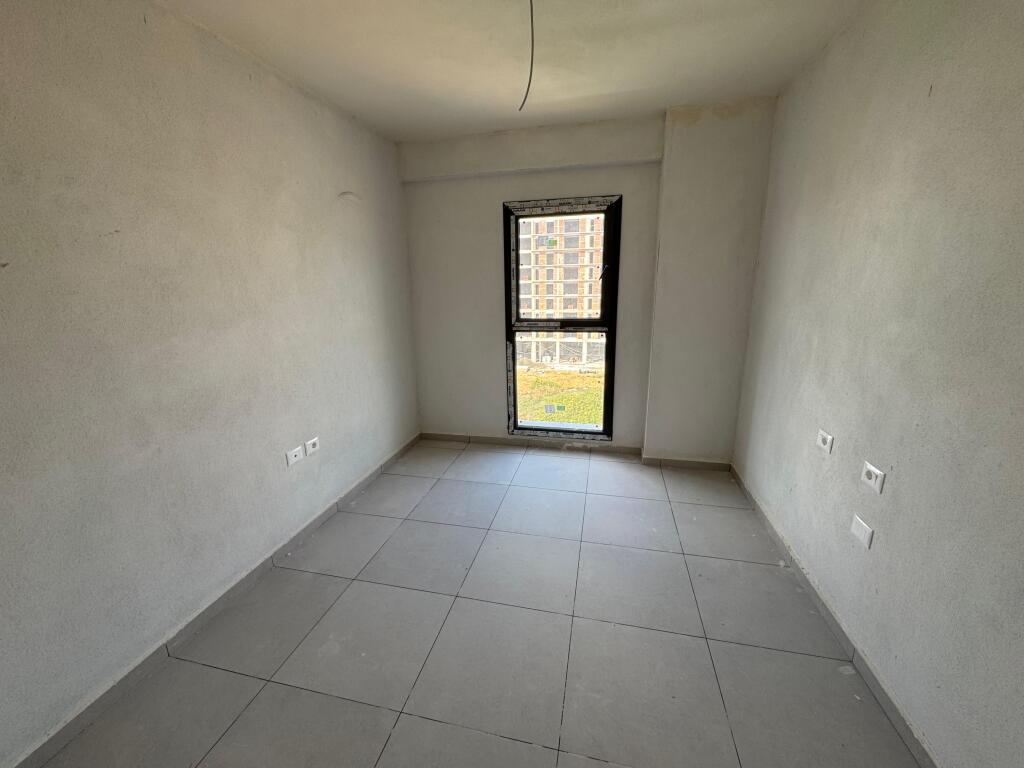 SHITET APARTAMENT 2+1 TEK PORCELANI TIRANE