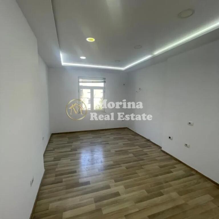 Qera, Apartament, 2+1, Blloku, 700 euro/muaj