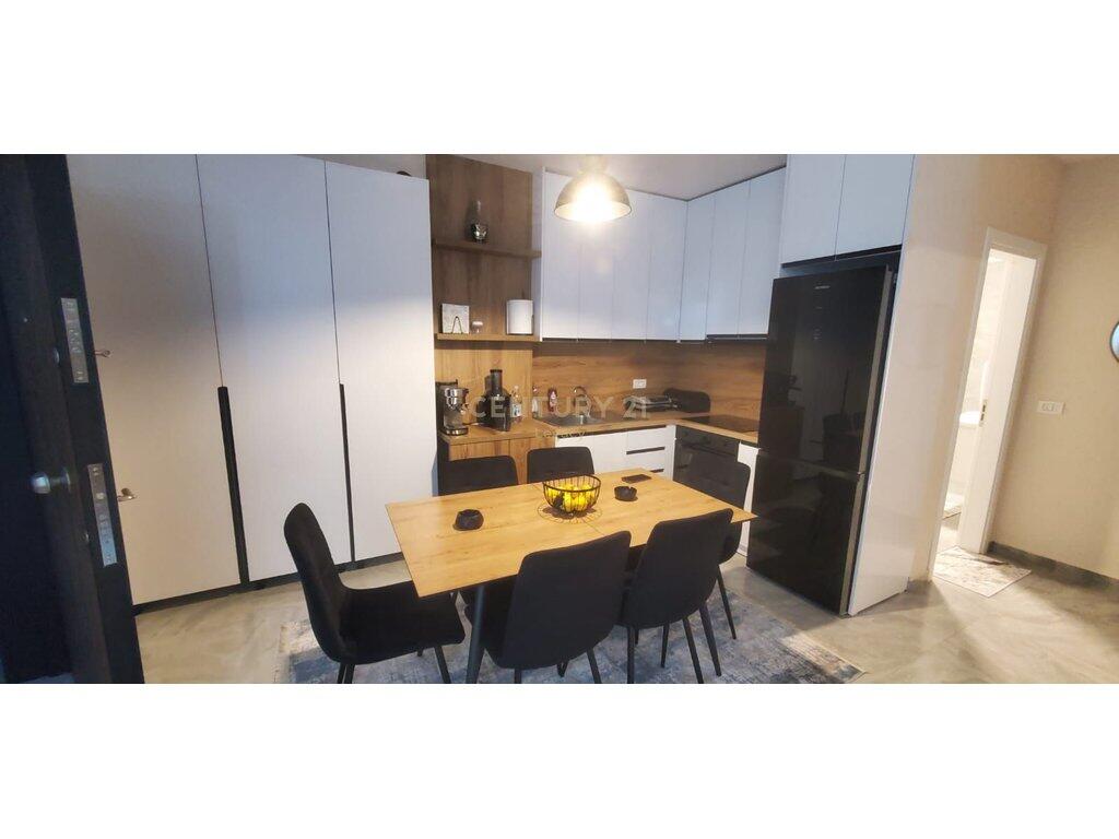 House 2+1 for sale at Tom Doshi Residence