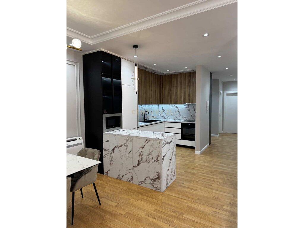 Affitto, Appartamento 3+1+2, Fiori di Bosko 1,300 €