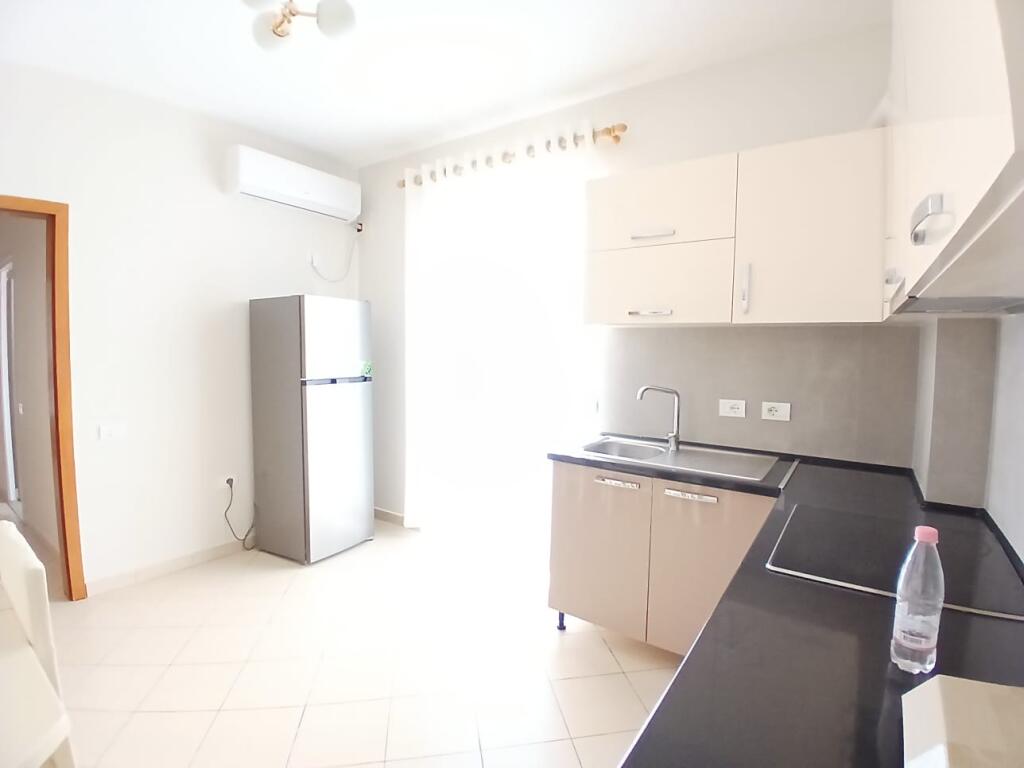 Appartamento 2+1+1 con Balcone in Affitto