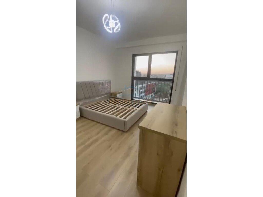 Shitet, Apartament 1+1, Rruga Jordan Misja, Stacioni Trenit, Tirane.