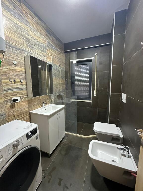 apartament 1+1 me qira ne Qender