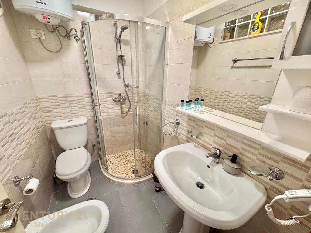 APARTAMENT 1+1 PER QERA TEK 9 KATESHET !