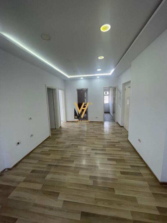 APARTMENT 2+1 FOR RENT NEAR UNIVERSITY BOOKSTORE 700 EURO