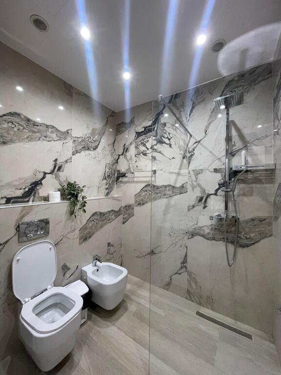 🏠Appartamento 2+1+2 + Posto Auto in Vendita – Via Barrikadave, vicino al Centro