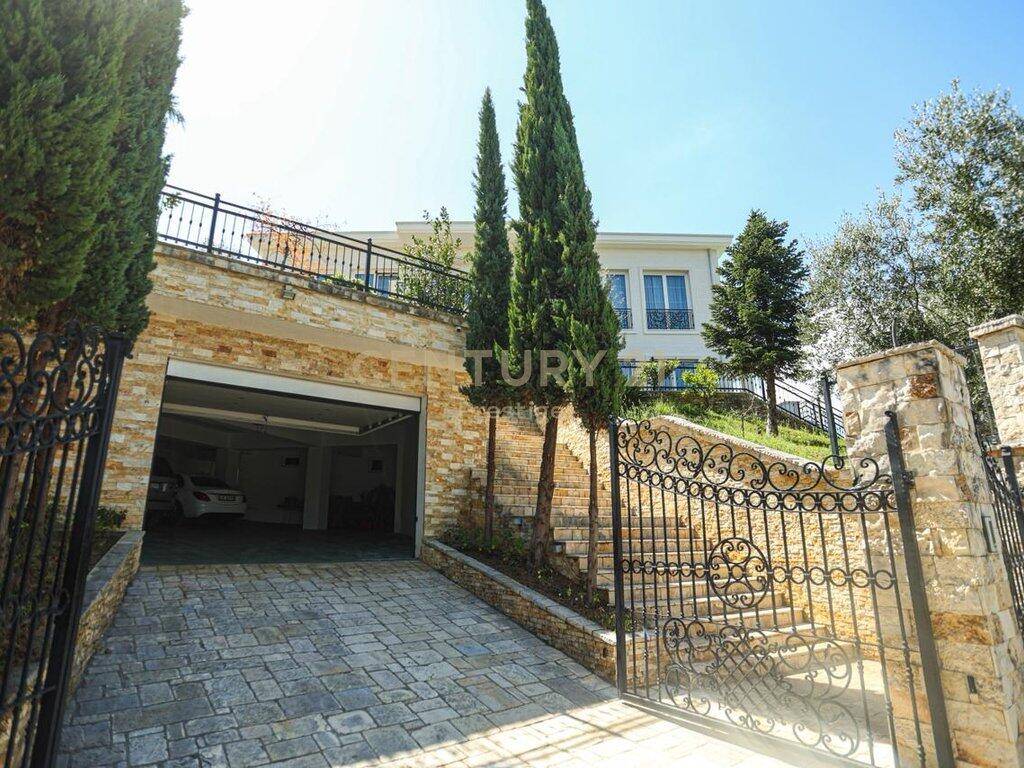 LUXURY VILLA FOR RENT, DRY LAKE, TIRANA!    4,500 € /Month