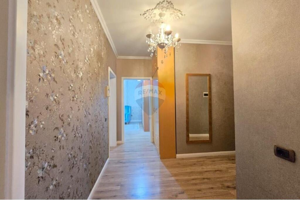 Apartament 2+1 në shitje ne Bllok !