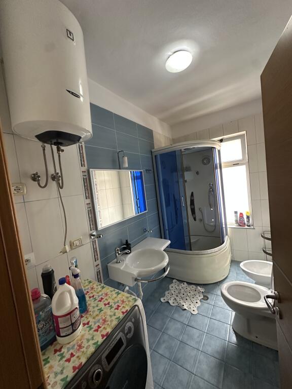 Apartament 2+2+bllk me qera Astir (welli)