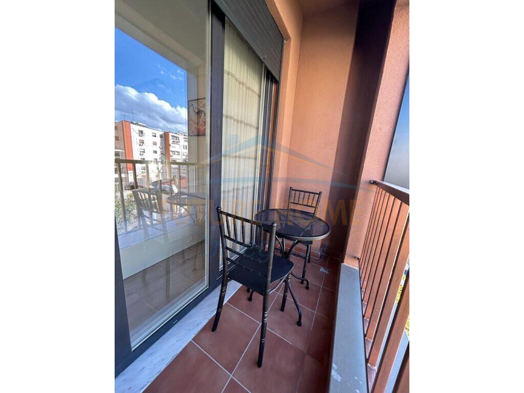 Affitto, Appartamento 2+1+3, Nuovo Mercato, Tirana.